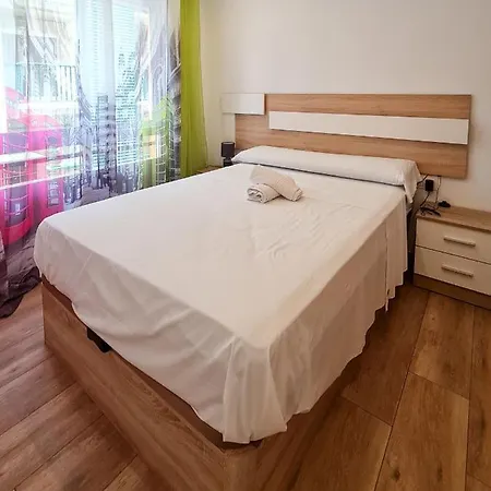 Daire Apartamento Completo Castillo Levante